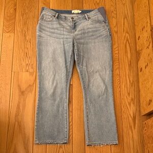 Hatch Maternity (under belly) Straight Leg Crop Jeans - size 30, light wash